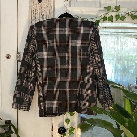 Le. Suit jacket - Picture 4 of 4